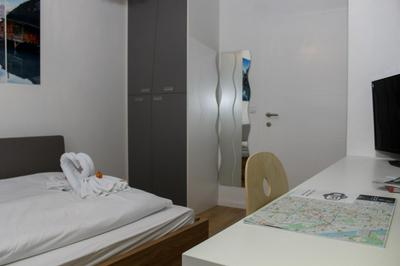 Christiano Apartments 1060 CITY