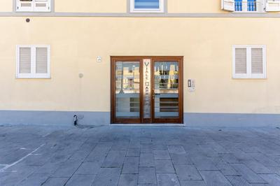 Piccola Venezia Bright Apartment with Balcony!