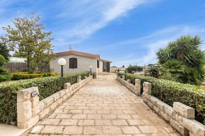 Villa Scrusciu Ri Mari, Noto