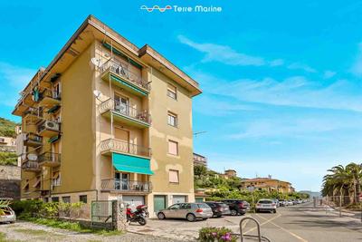 Giuly House, Terre Marine