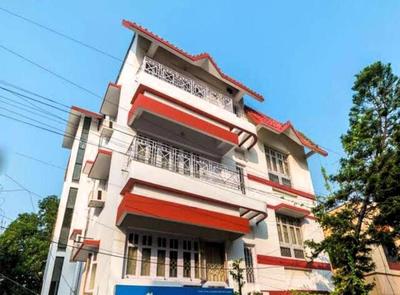 Lake Wood Residency near City Centre