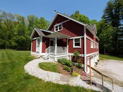 Berkshire Vacation Rentals: Peaceful Post and Beam Loft Sleeps 9