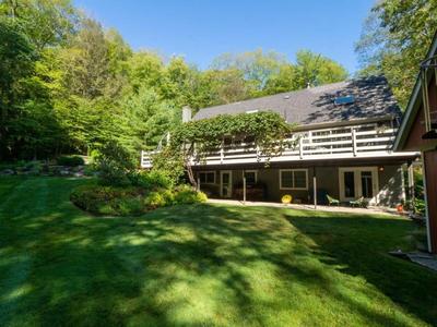 Beautiful House In The Woods Huge Yard Hot Tub