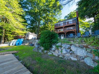 Berkshire Vacation Rentals: Leicester Lake Front Home Come Relax