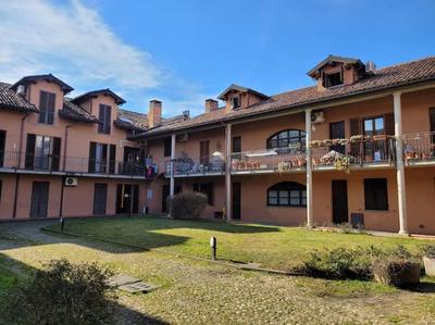 Belgioioso Apartments - Bilocale