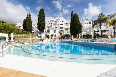 013 Pueblo Evita Club, Private 2 Bed Benalmadena Apt Close to Beach