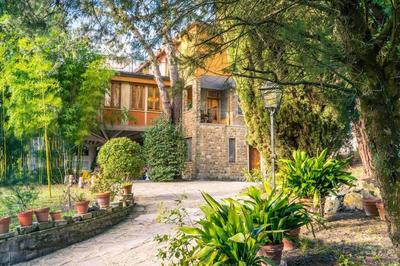 Majestic Villa in Hills of Florence with Gardens Gym Jacuzzi and Sauna