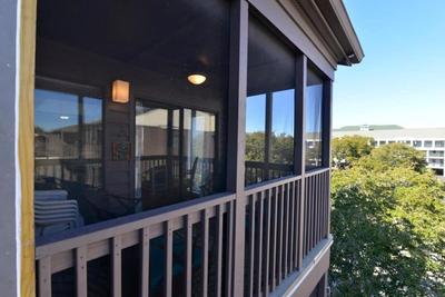 Top Resort & Location with Oceanfront Pool 50 Yards to Beach