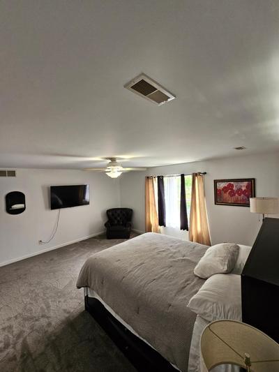 Niagara Shoreline Villa 2