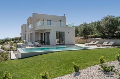 Villa Zefyros With Sea View