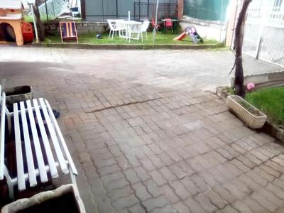 Welcoming Apartment with Terrace in Castel di Ieri 100 m²