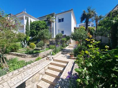 LJUBO M Apartment on great location, 10 m from the beach