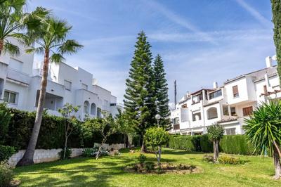El Paraíso - Apartment Near the Beach with Communal Pool