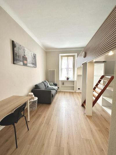 LE14 Duomo-Loreto Acomfortable Apartment