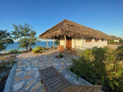 Namahamade Lodge Restaurante & Beach Bar