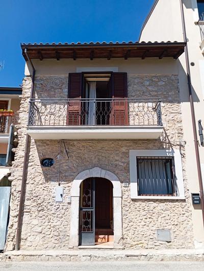 La casa di B