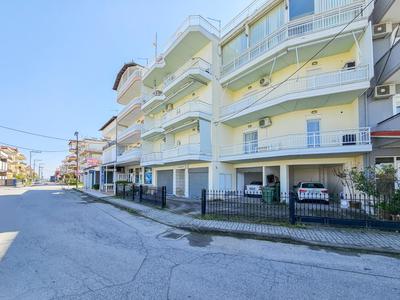 Maria's Apartment with private parking