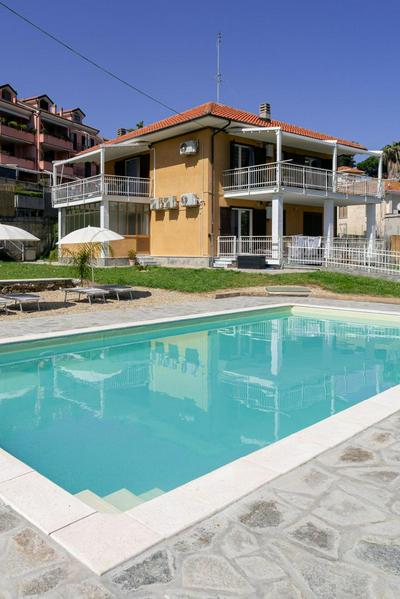 Il Gattino di Porto 2 - terrazzo piscina