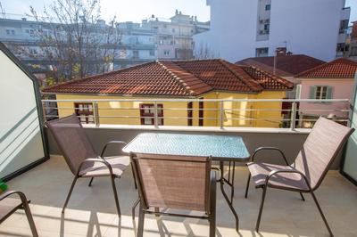 old town apartment 1