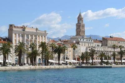 New apartment near Split with garage