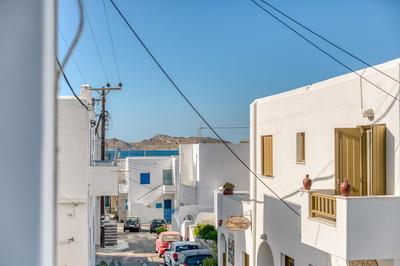 Sail in apt in the heart of Naousa