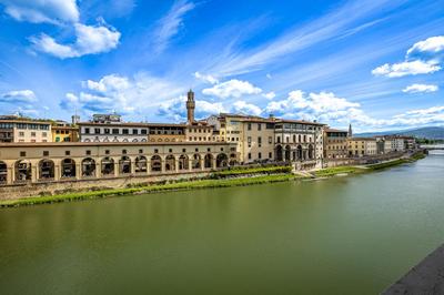 YD balcony on Pontevecchio view