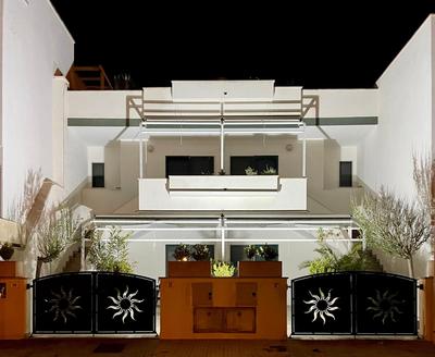 Casa Artemide - Primo piano indipendente con vista mare