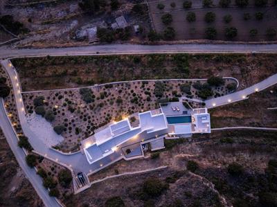 Villa Agkairia