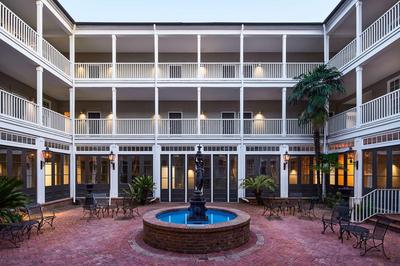 St James Hotel Selma Tapestry Collection by Hilton