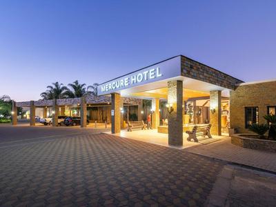 Mercure Hotel Windhoek main