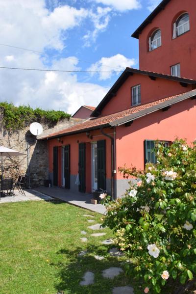 Casa a Diano con giardino