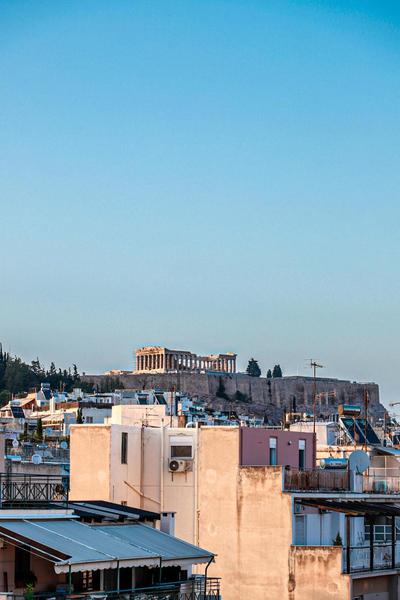 Bachelor Penthouse with Roof Garden access, 15 m walk to Acropolis