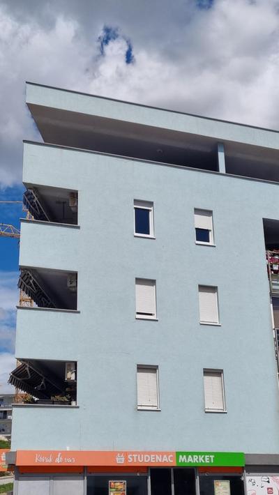 Apartment Domino