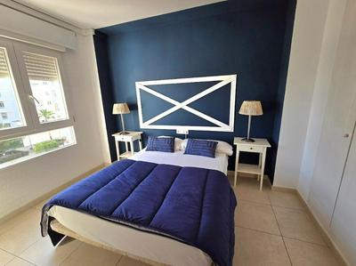 Elegante habitación Marbella con baño compartido