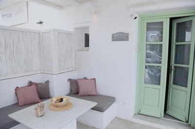 Cozy suite in the heart of Ornos