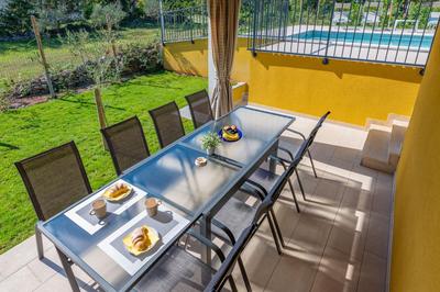 Villa Jole, a charming modern villa surrounded by rustic beauty