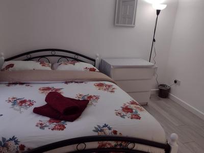 Baraka House Royal Victoria London by OYO