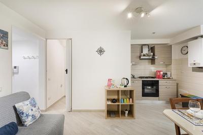 Comfy Apartment Near the Harbor by Wonderful Italy
