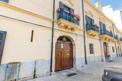 Piazza Indipendenza Loft & Rooms