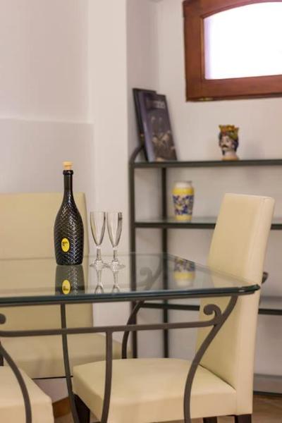 Elegant Suite - In the heart of Taormina!