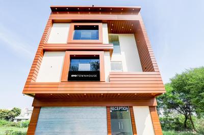 Super Hotel O The Ashiyana Stay