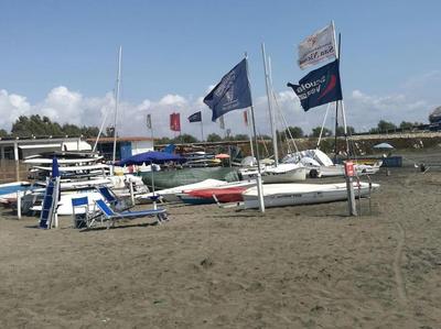 Villa c/Piscina 100mt dal mare Roma V