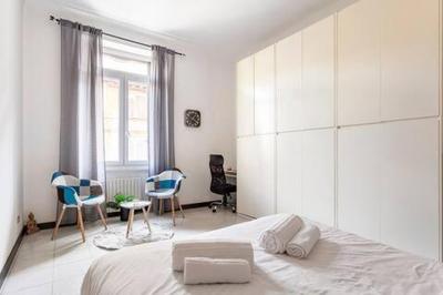 *New apartment in the center