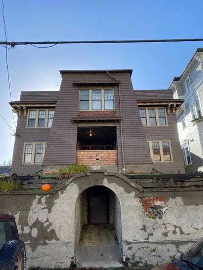 Historic Downtown Flat, # 2