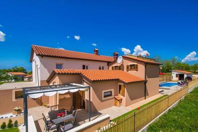 Villa Veronika, a cozy and charming Villa for Summer holidays