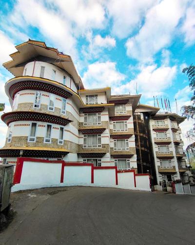 Udaan Keepsa Hotel & Spa, Gangtok - 05 Min Walk to MG marg