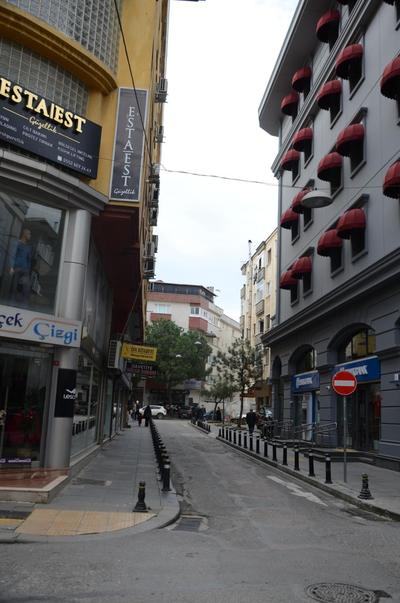 BY KARAM SUİT