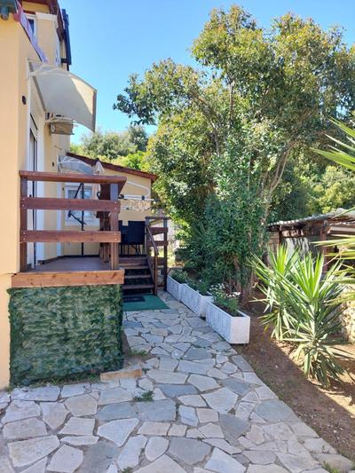 Thanos Guesthouse Corfu