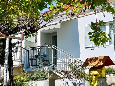 Sunny Apartment