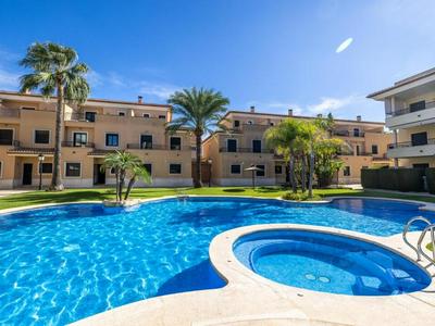 Luxury 5-bedroom townhouse in Jardines del Pla, Javea 250m from the Arenal